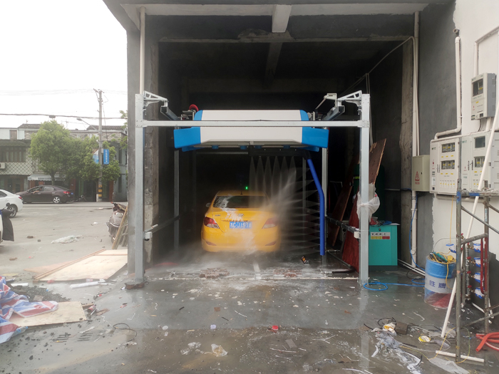Leisuwash 360 mini car washing machine was installed in Yijia Auto Beauty in Cangnan County, Wenzhou City, Zhejiang Province