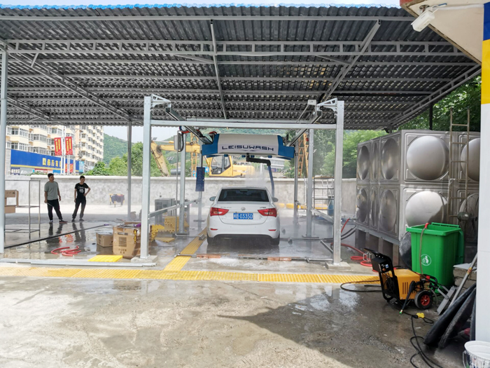 The 360 mini car washing machine was installed at Jiangnan Gas Station in Ankang City, Shaanxi Province
