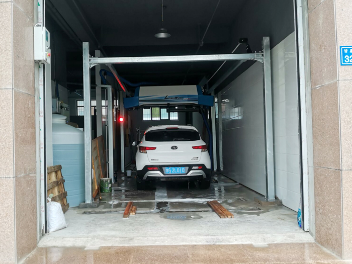 Customers left satisfied and happy, Leisuwash 360 Express finds a home in Gansu's Lantingjiayuan Car Wash in the city of Zhangye!