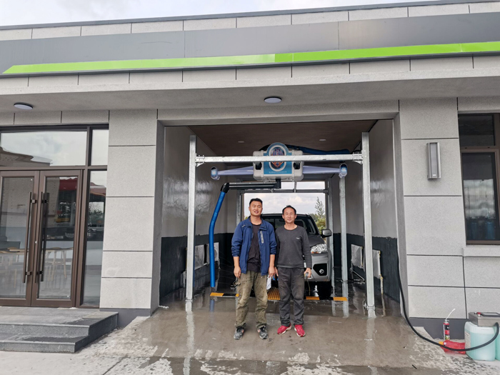The X1 car washing machine was installed and delivered to the Wandefu Gas Station in Haicheng City, Liaoning Province