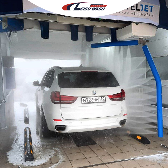 The 360 car washing machine was installed and delivered in Serpukhov, Russia